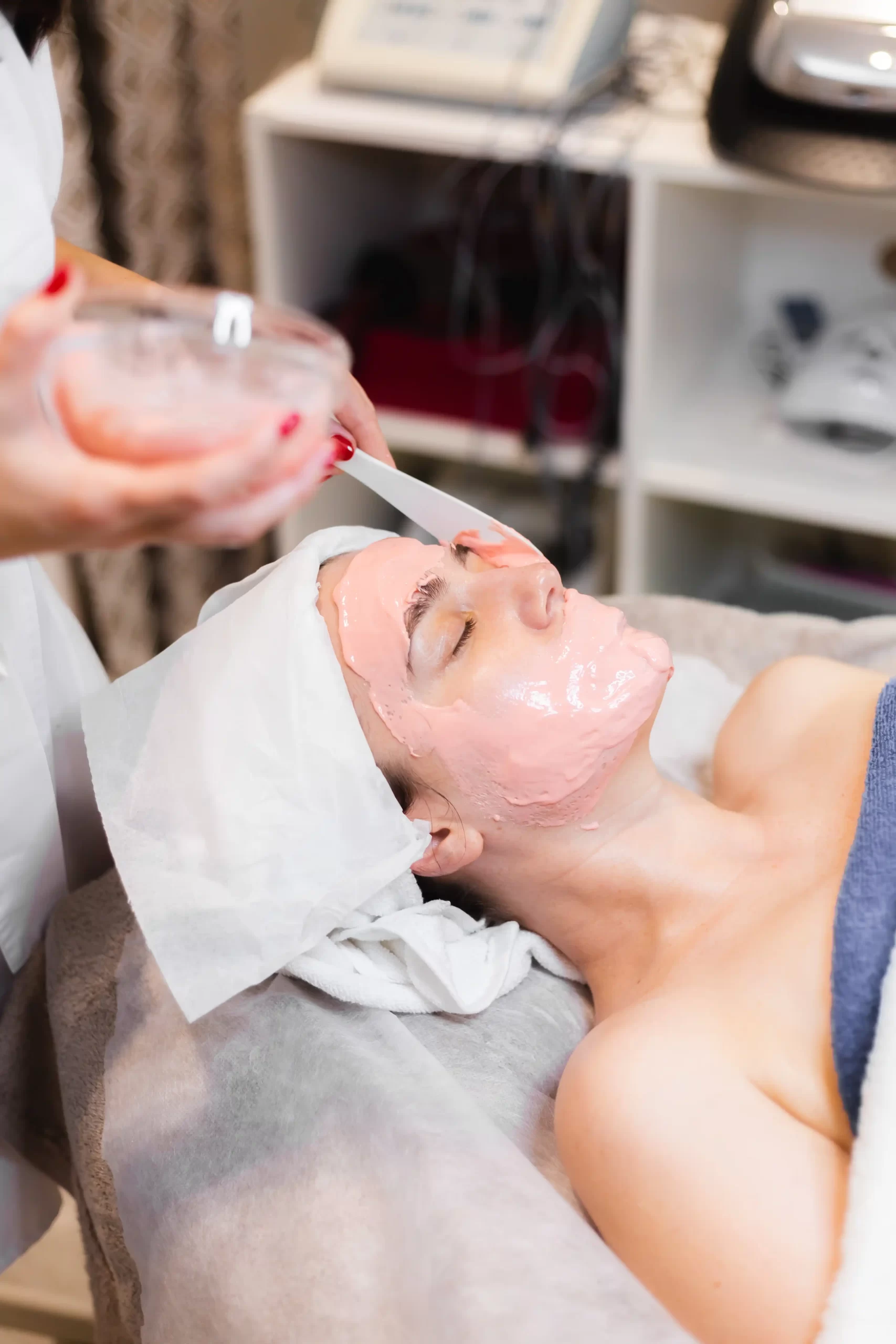 Full-face-Threading-Waxing-in-brisbane-scaled